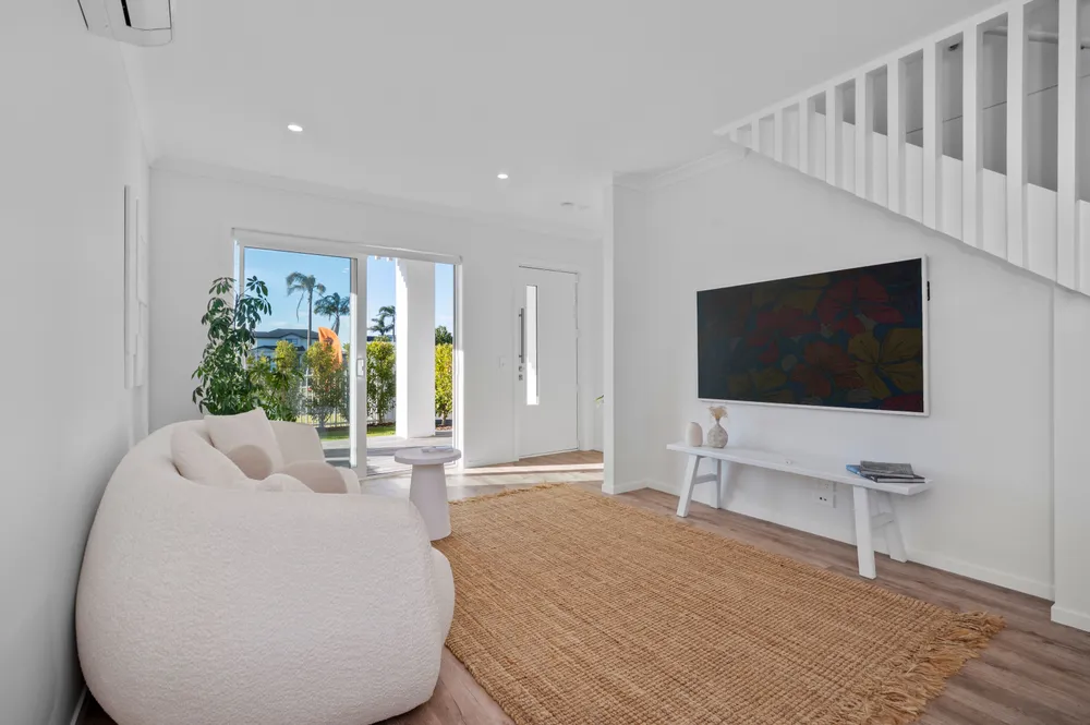 Photos of 106 Pallida Crescent