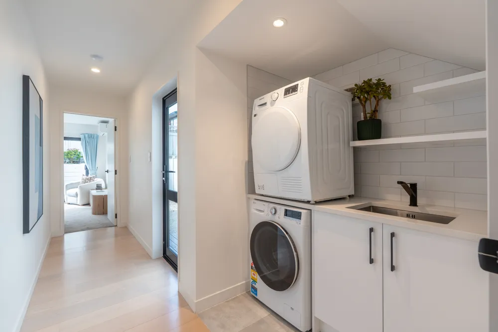 Photos of 34B Esmonde Road