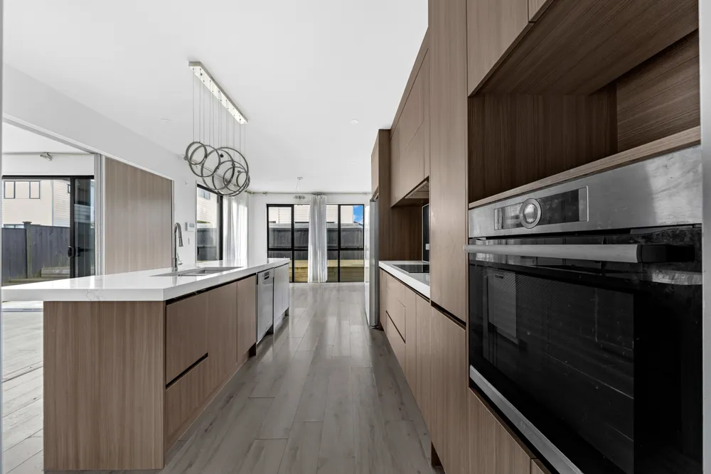 Photos of 35 Greenfinch Road