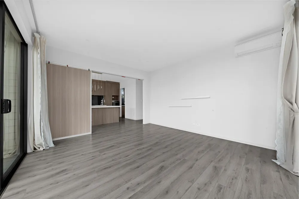 Photos of 35 Greenfinch Road