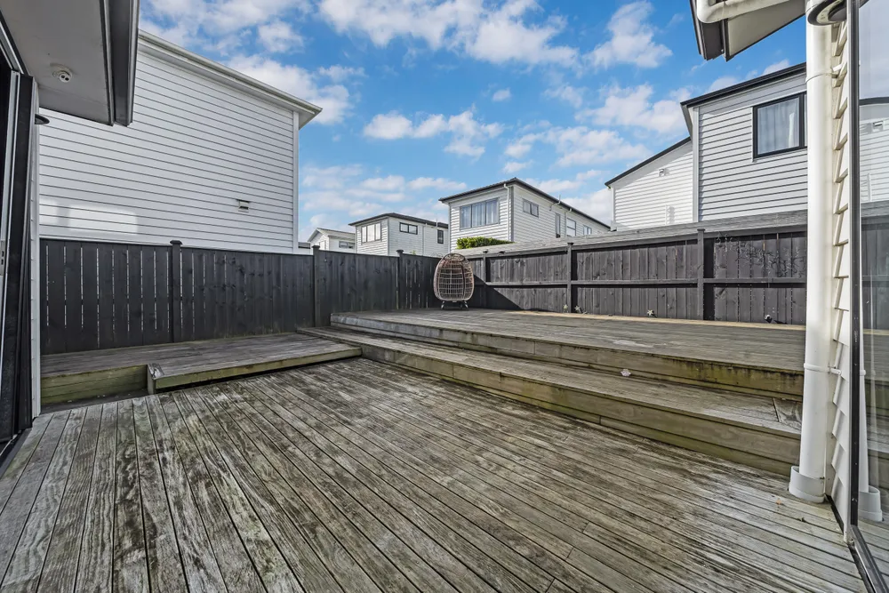 Photos of 35 Greenfinch Road