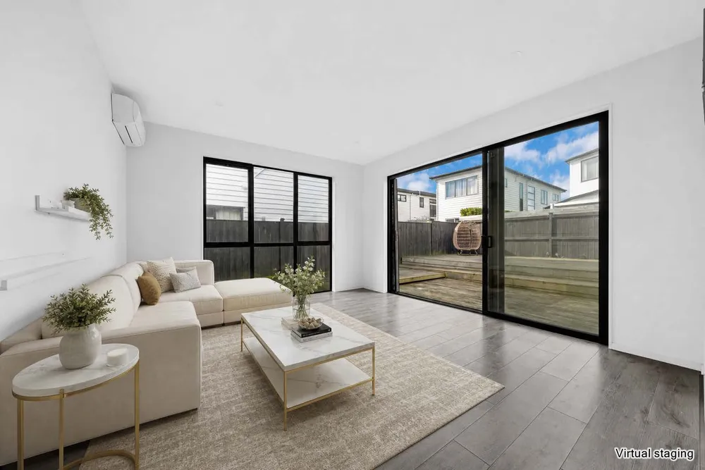 Photos of 35 Greenfinch Road