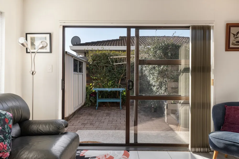 Photos of 75 Gloucester Road