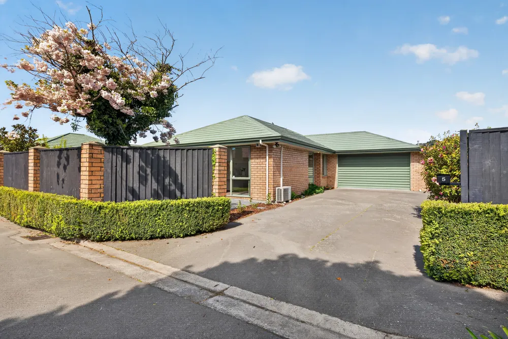 Photo of 5 Nina Lane, Somerfield