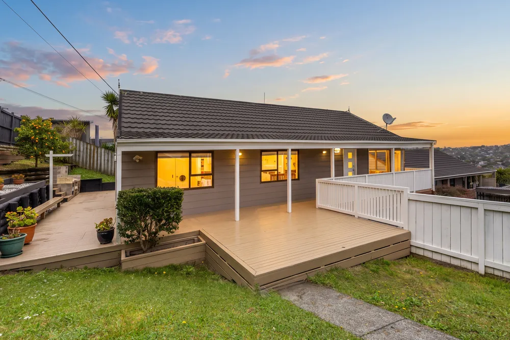 Photo of 1/50 Carlisle Road, Browns Bay