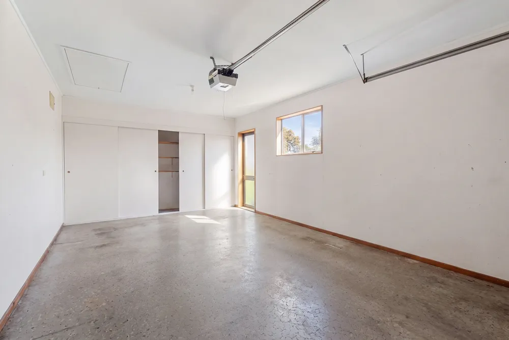Photos of 21B Settlers Grove