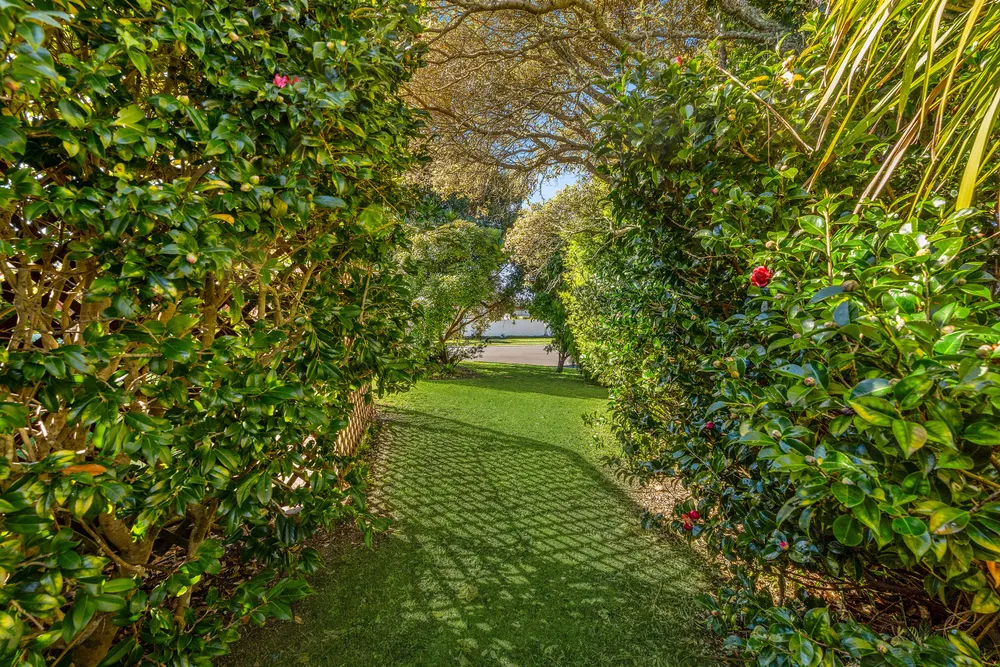 Photos of 21B Settlers Grove