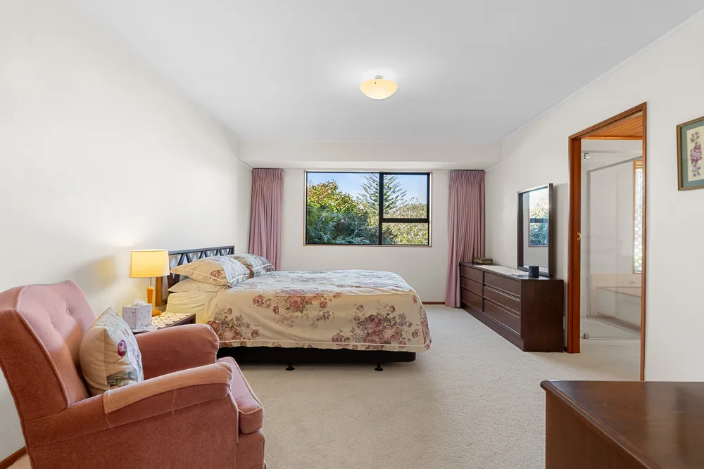 Photos of 21B Settlers Grove