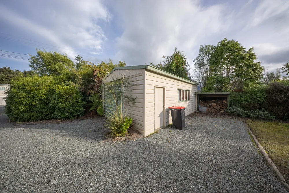Photos of 33 View Street