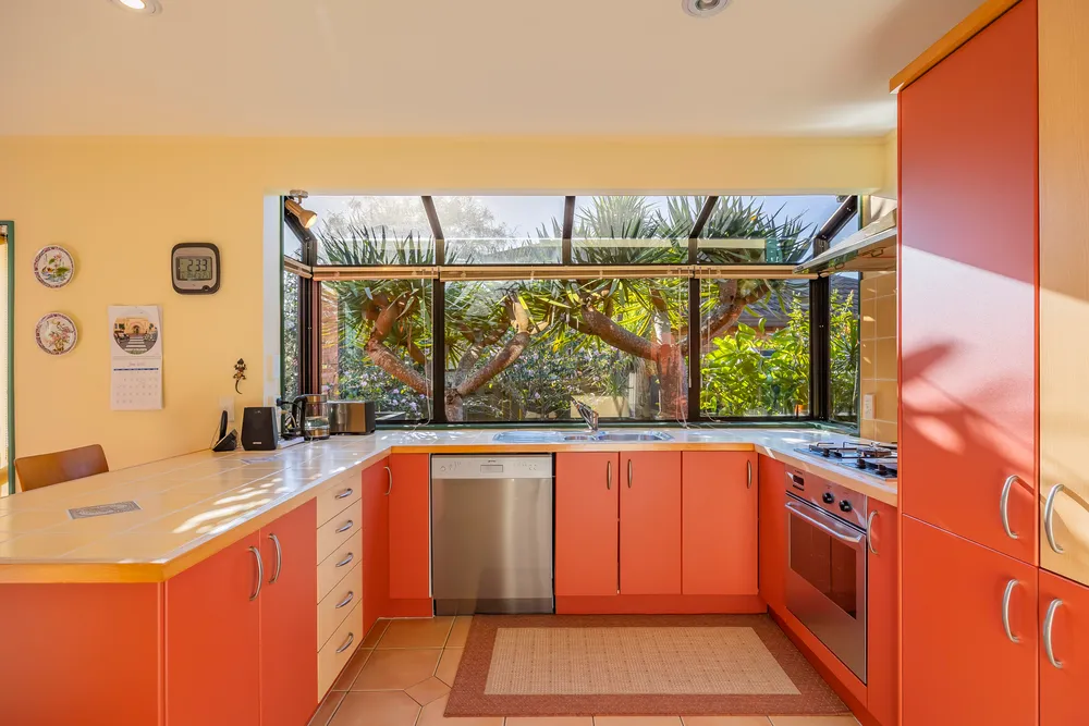 Photos of 1/1031 Beach Road