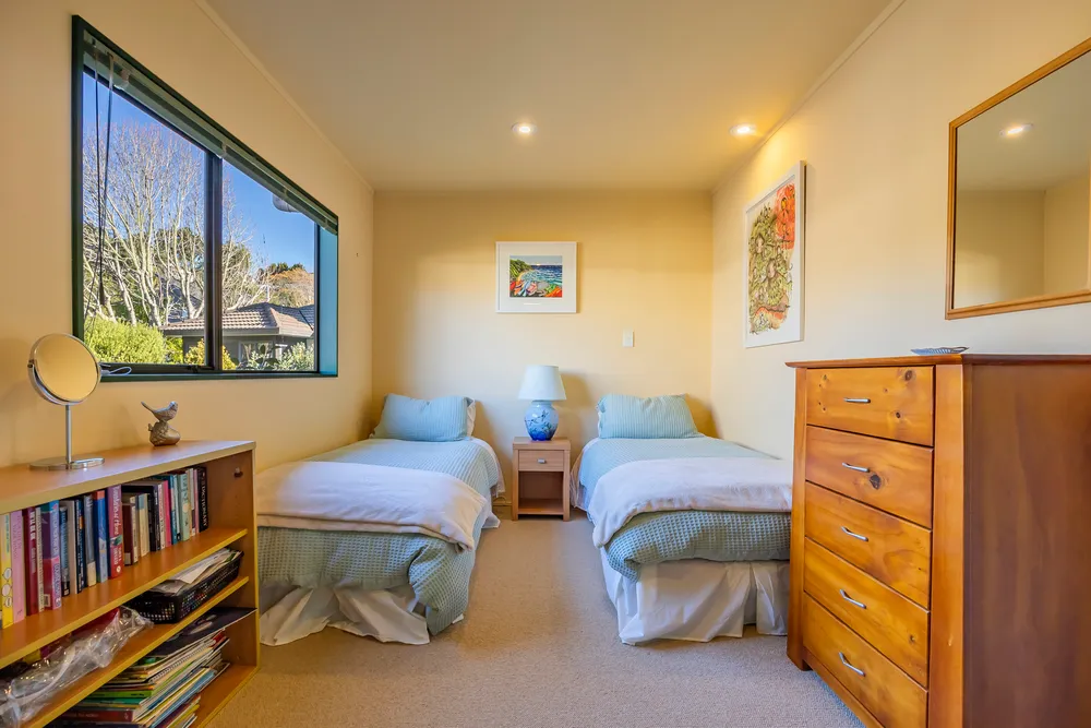 Photos of 1/1031 Beach Road