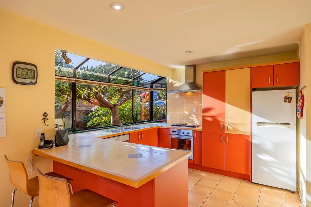 Photos of 1/1031 Beach Road