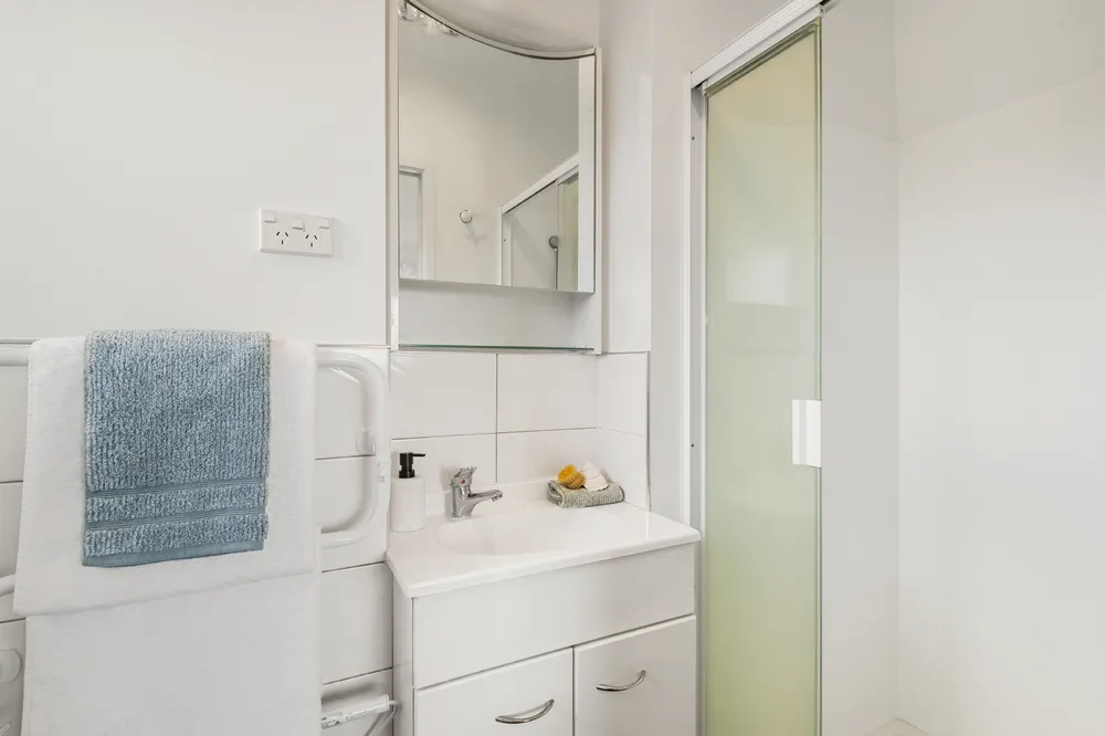Photos of 114 Mountbatten Avenue