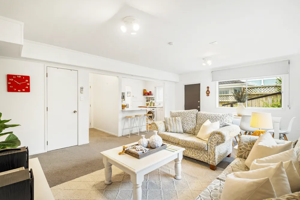Photos of 114 Mountbatten Avenue