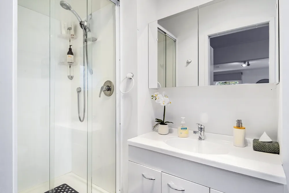 Photos of 114 Mountbatten Avenue