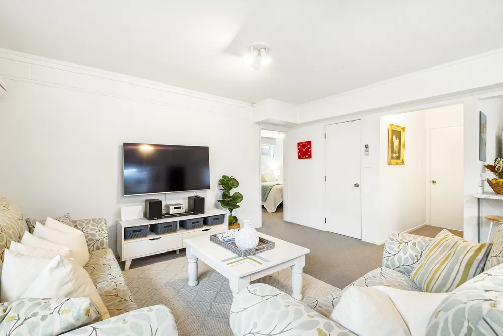 Photos of 114 Mountbatten Avenue