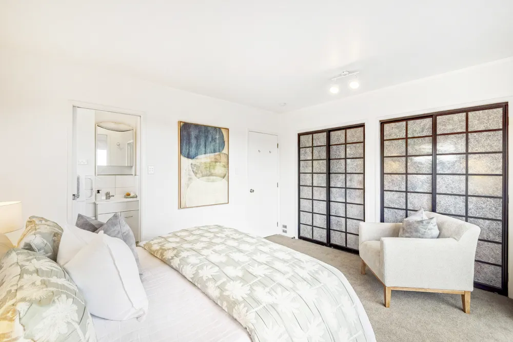 Photos of 114 Mountbatten Avenue