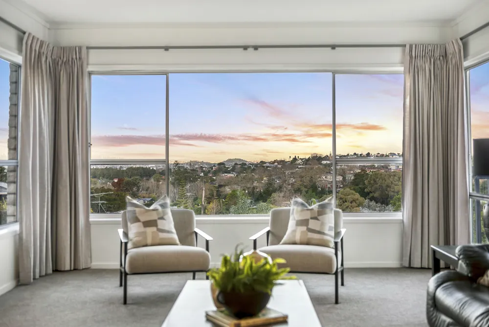 Photos of 114 Mountbatten Avenue