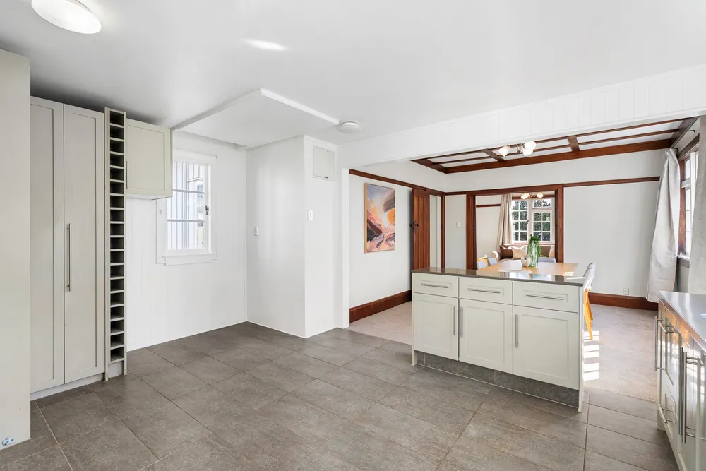 Photos of 10A Ropata Avenue