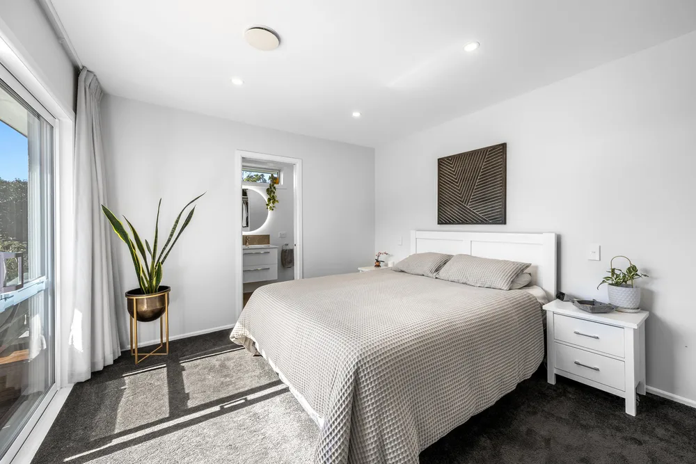 Photos of 30 Kirner Street