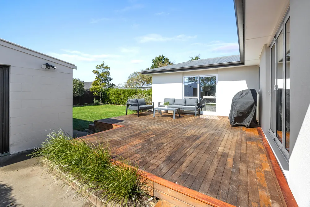 Photos of 30 Kirner Street