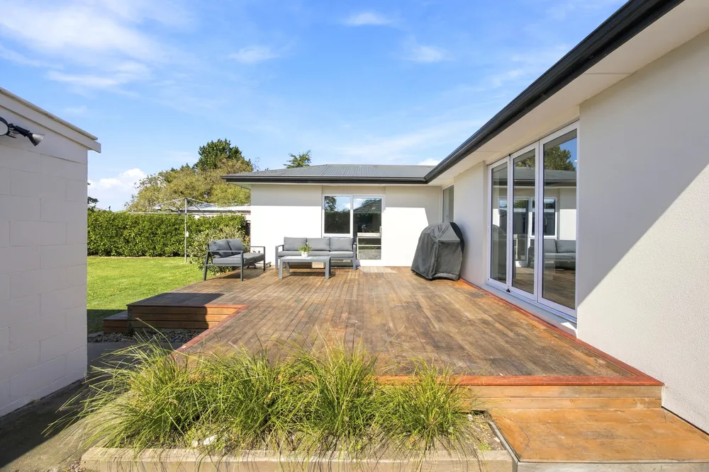 Photos of 30 Kirner Street
