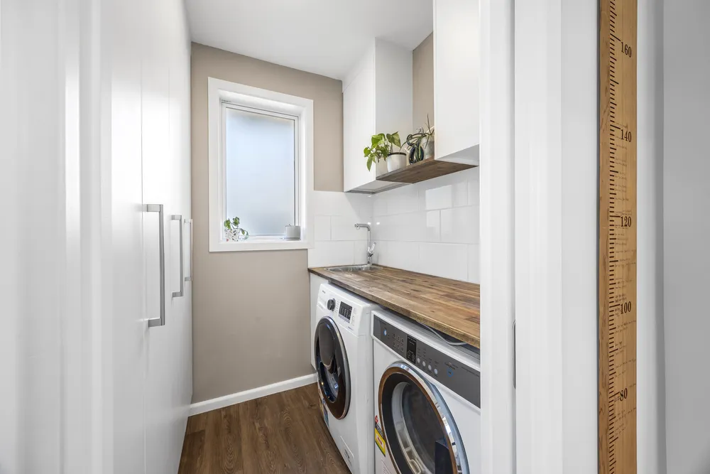 Photos of 30 Kirner Street