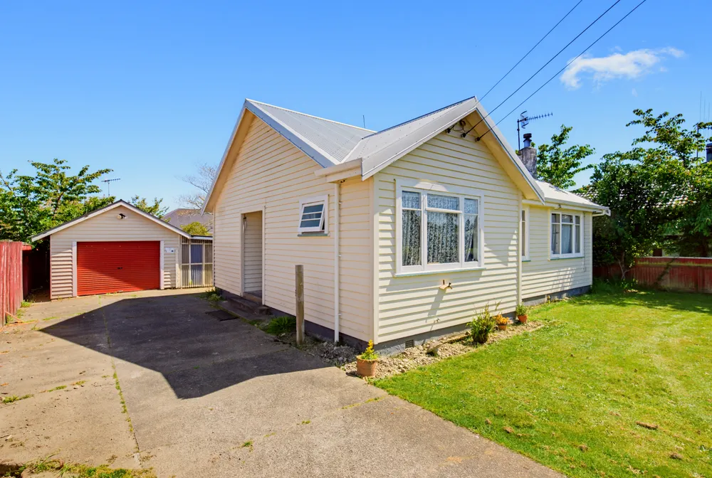Photos of 35 Bowen Street