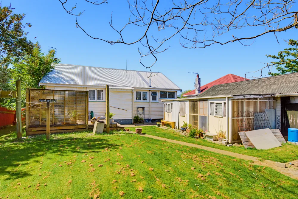 Photos of 35 Bowen Street