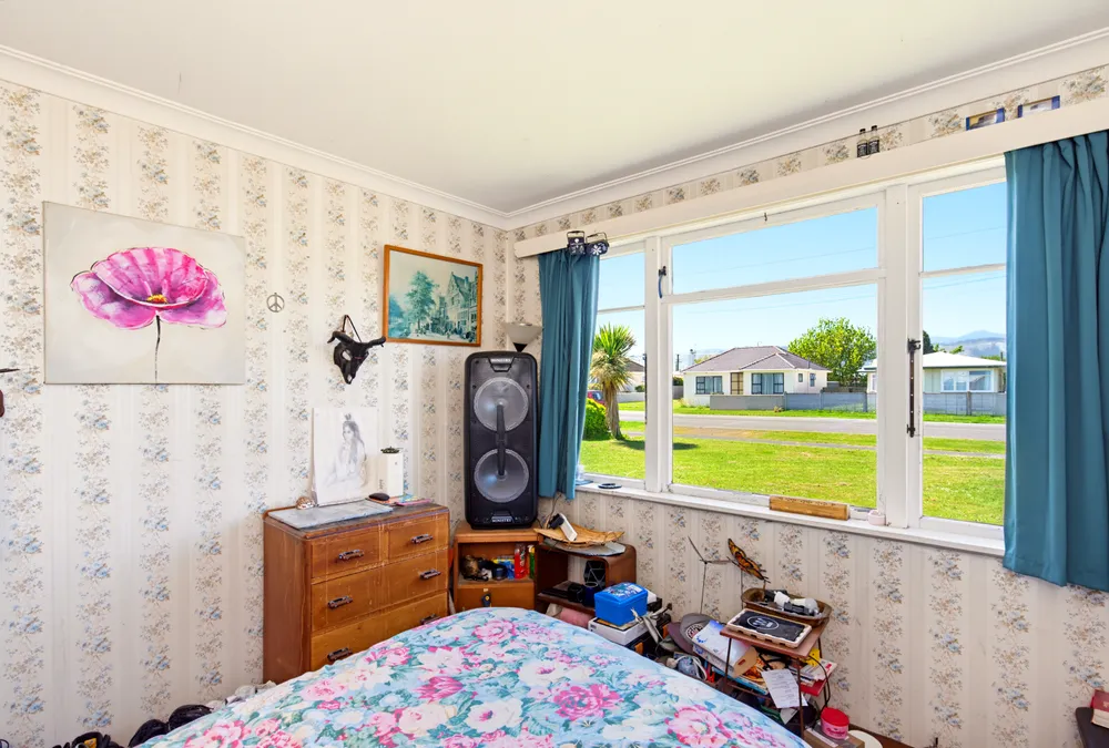Photos of 35 Bowen Street