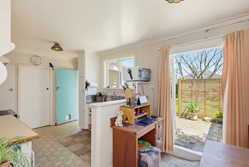 Photos of 35 Bowen Street