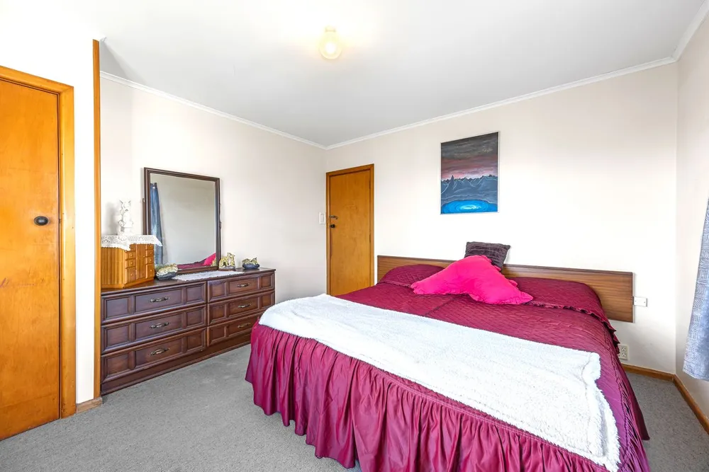 Photos of 5 Mattingley Street