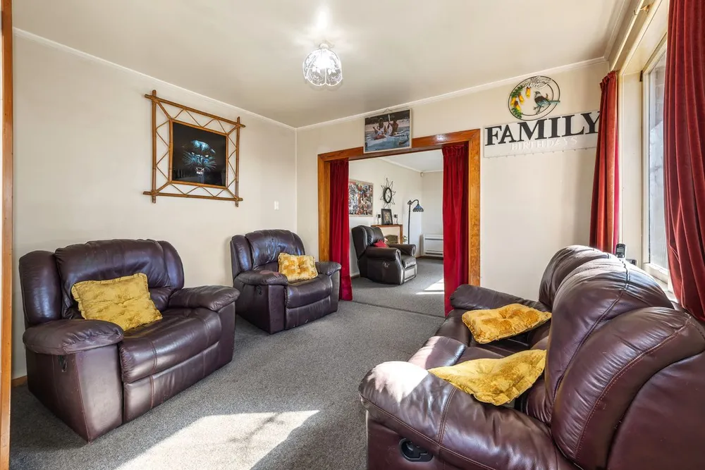 Photos of 5 Mattingley Street