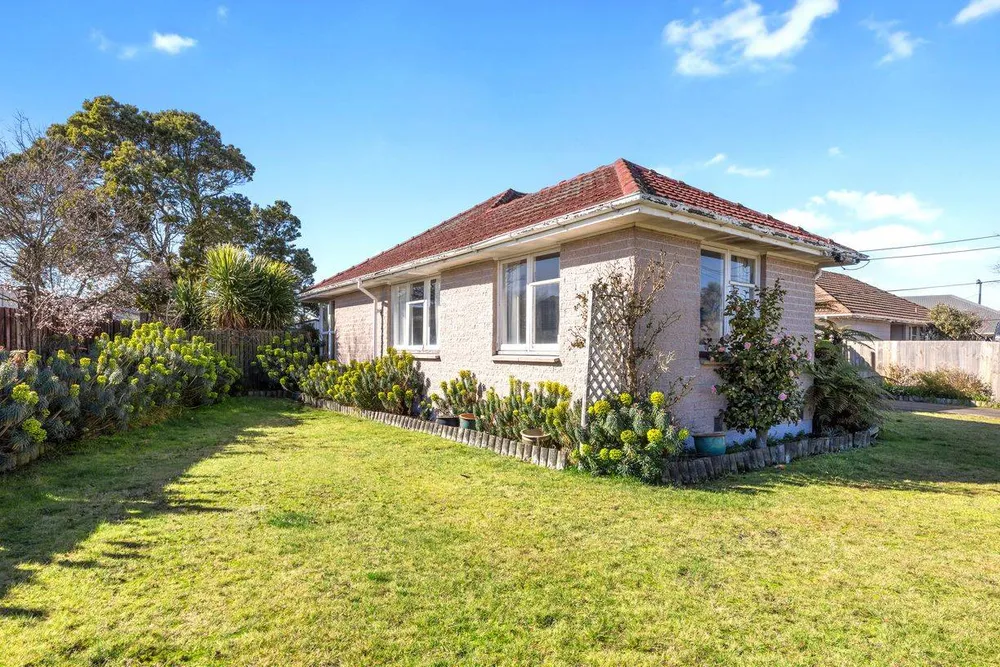 Photos of 5 Mattingley Street