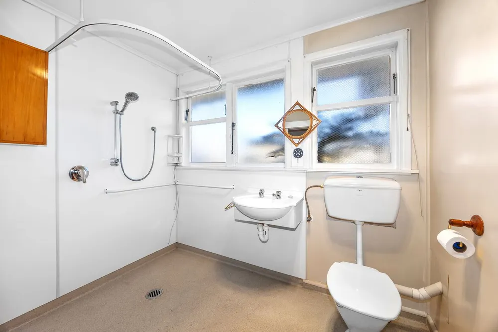 Photos of 5 Mattingley Street