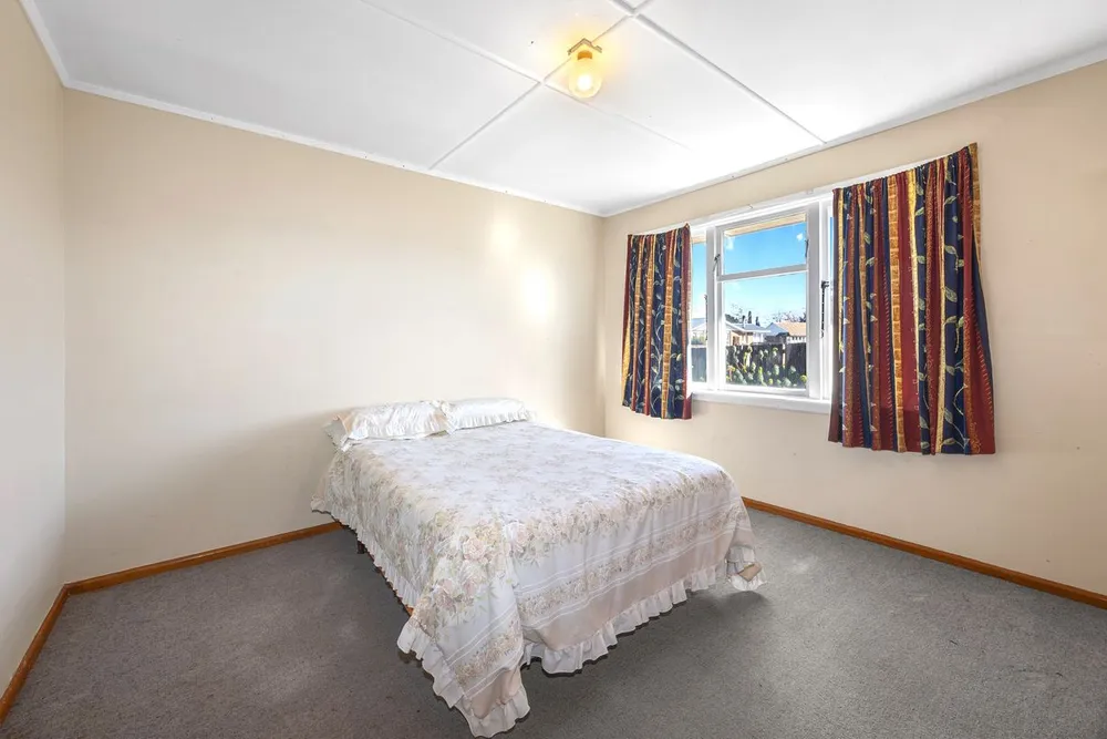 Photos of 5 Mattingley Street