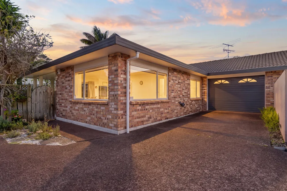 Photos of 2/454 Hibiscus Coast Highway
