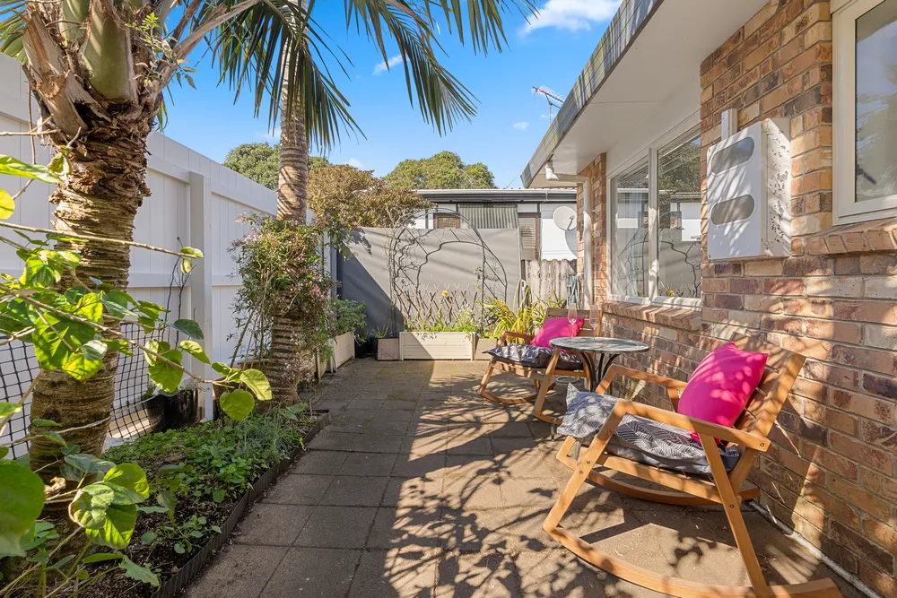 Photos of 2/454 Hibiscus Coast Highway