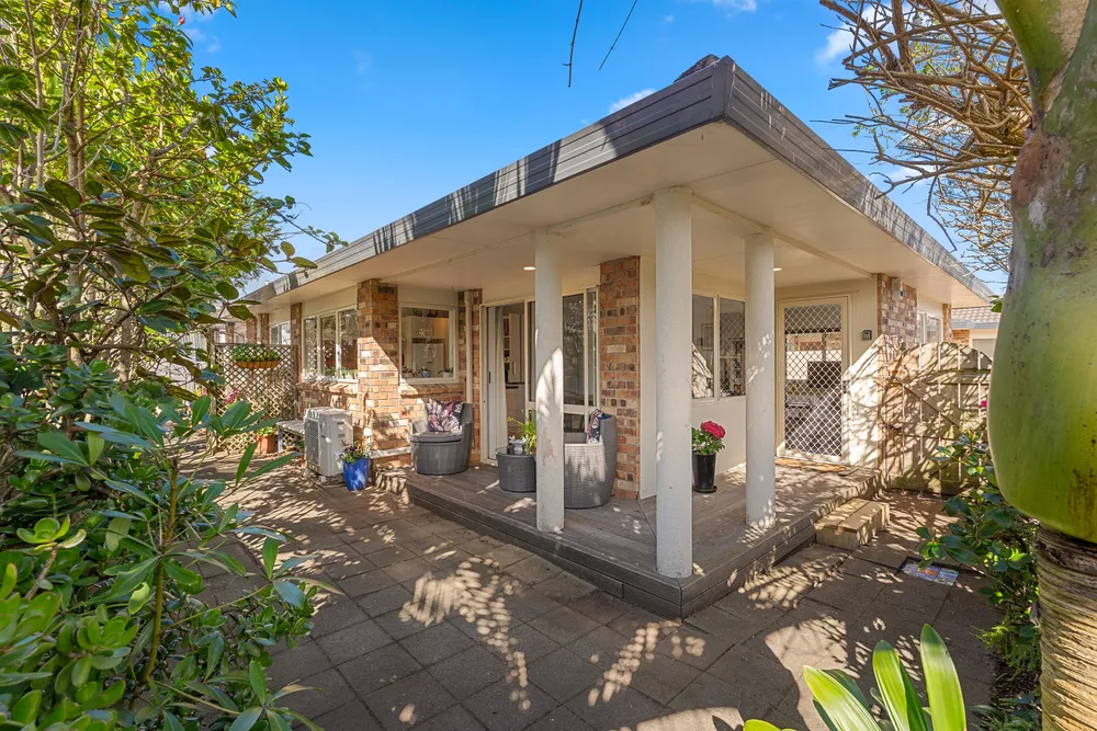 Photos of 2/454 Hibiscus Coast Highway