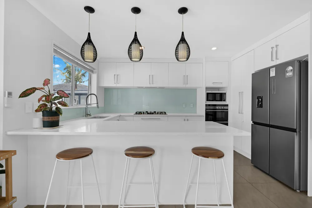 Photos of 4 Iwinuku Crescent