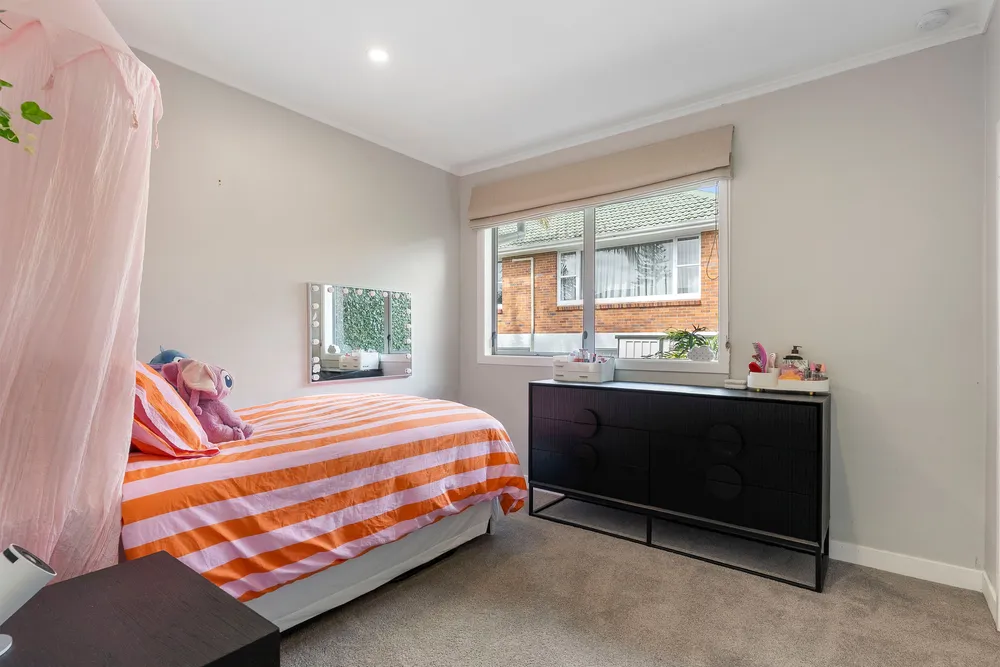 Photos of 4 Braebank Lane