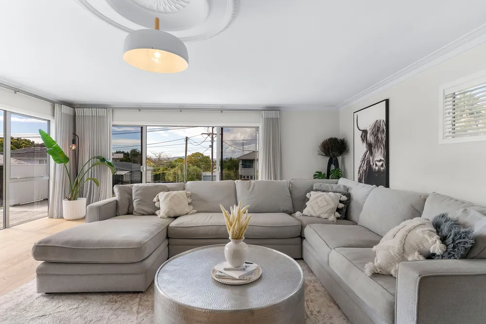 Photos of 4 Braebank Lane