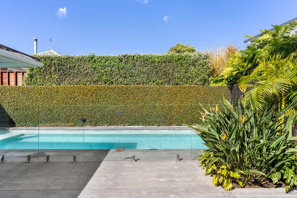 Photos of 4 Braebank Lane