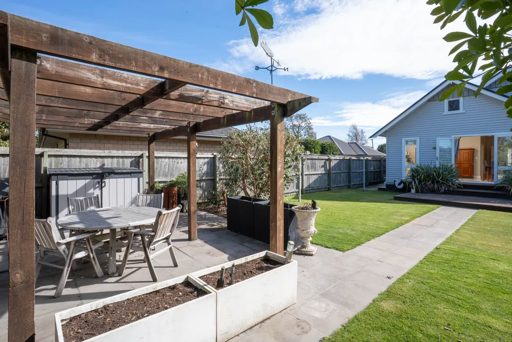Photos of 20 Plynlimon Road