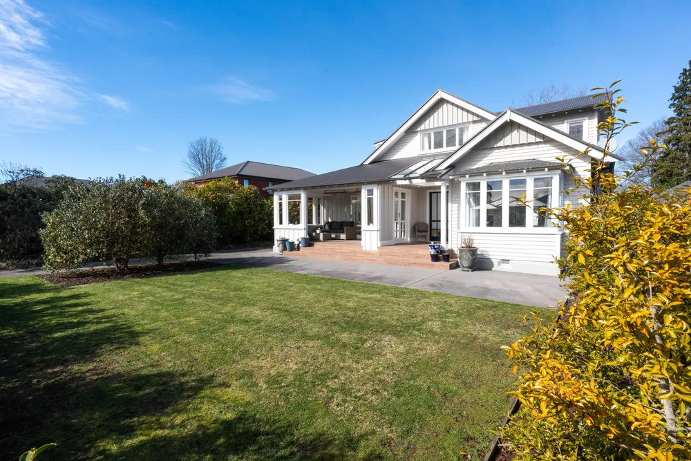 Photos of 20 Plynlimon Road
