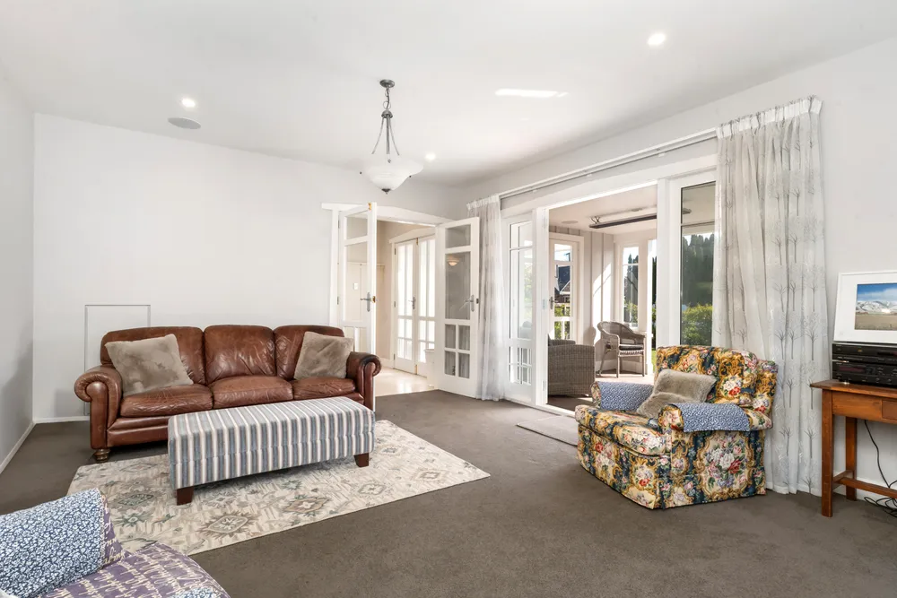 Photos of 20 Plynlimon Road
