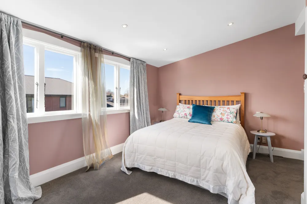 Photos of 20 Plynlimon Road