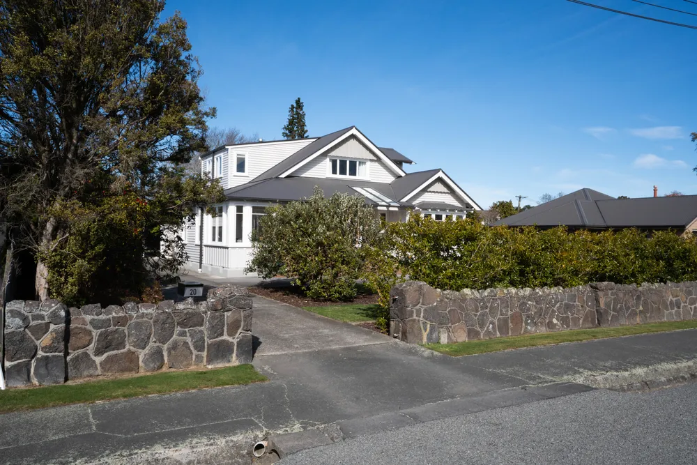 Photos of 20 Plynlimon Road