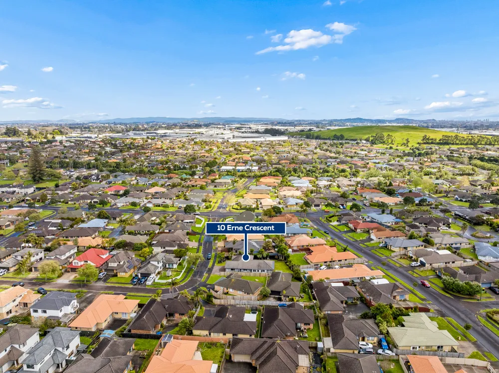 Photos of 10 Erne Crescent