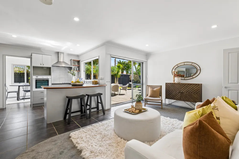 Photos of 10 Erne Crescent